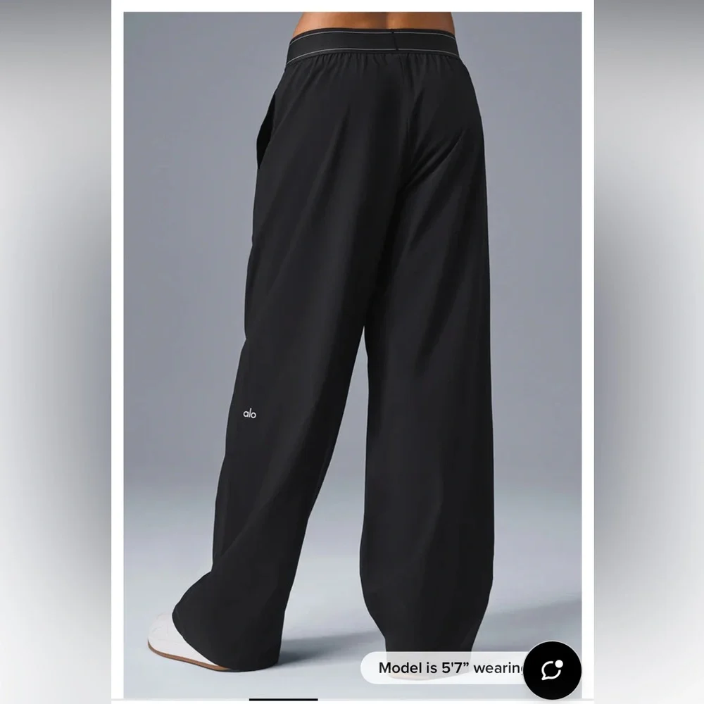 ALO Yoga chic wide